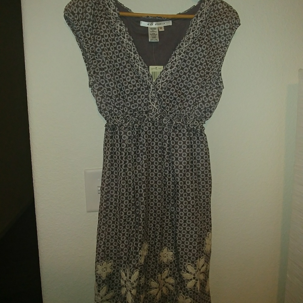 MAX STUDIO floral dress